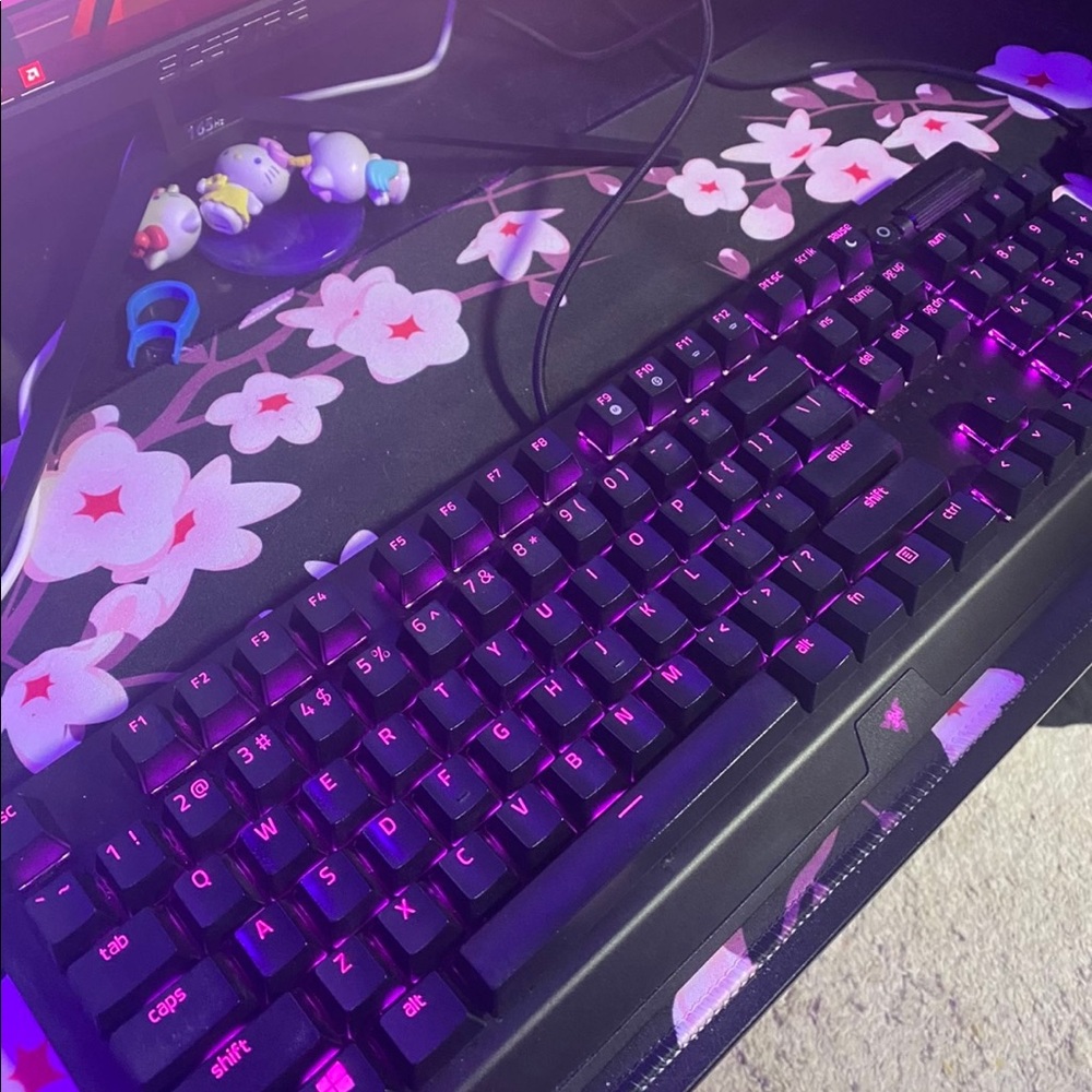 Razer Blackwidow V3 mechanical keyboard with green switches